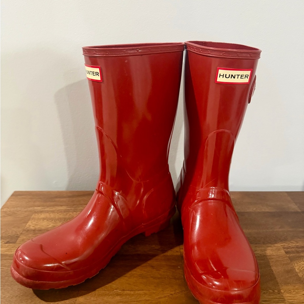 Hunter Classic Cherry Red Boots